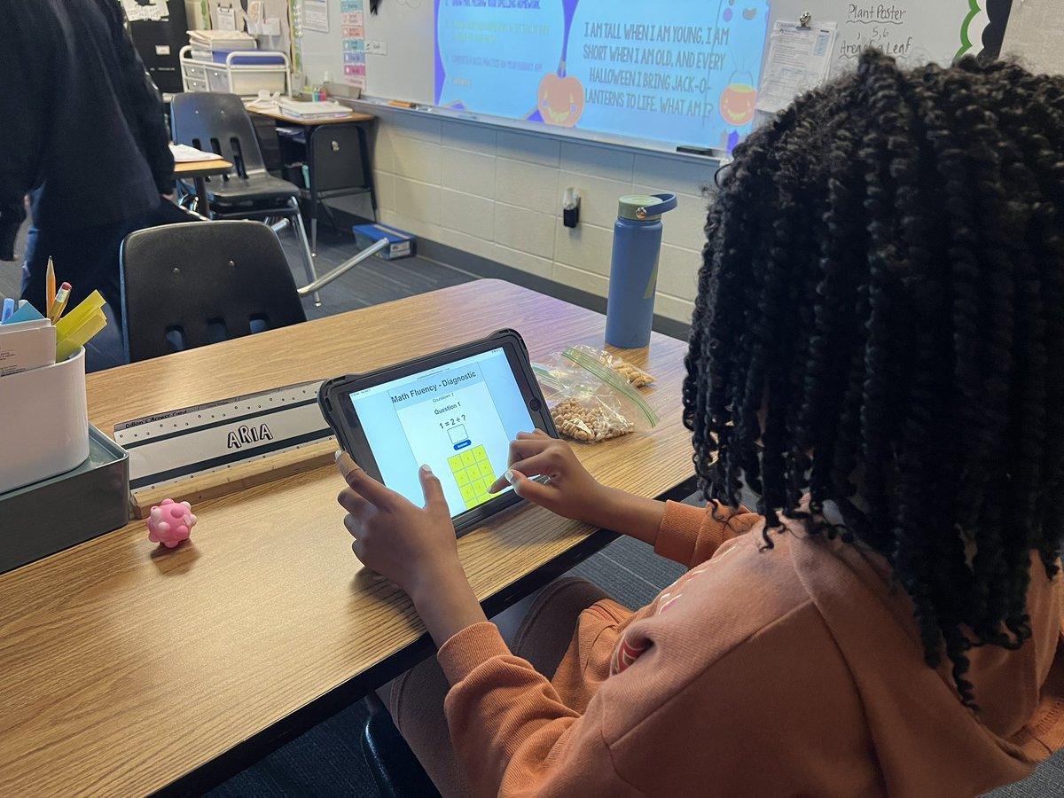 Michelle Lauby tweet media