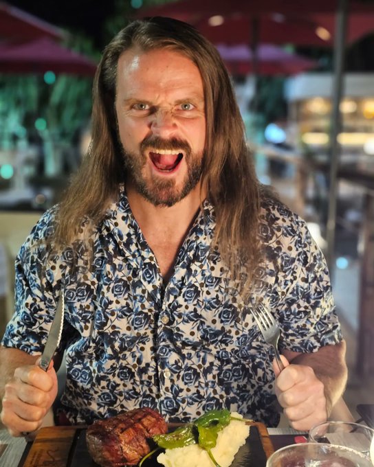 Very excite!  ...about all of the delicious food at #vivalaciccia   #steak #steakhouse #meat https://t<a href="/tag/meat"class="tags"><span>#meat</span></a><a href="/tag/steak"class="tags"><span>#steak</span></a><a href="/tag/steakhouse"class="tags"><span>#steakhouse</span></a><a href="/tag/vivalaciccia"class="tags"><span>#vivalaciccia</span></a>