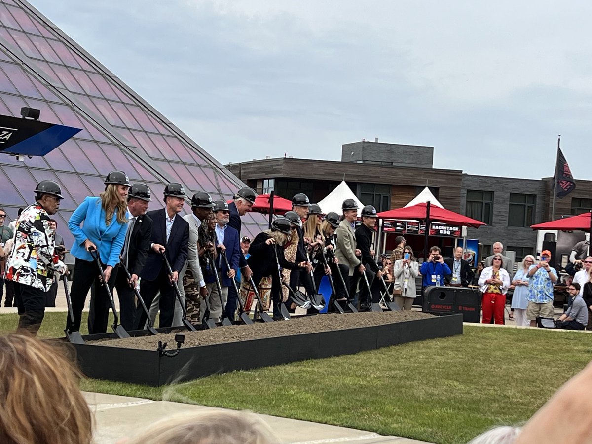 Marython88's tweet photo. Groundbreaking for @rockhall expansion with Sam Moore (Sam&amp;Dave), Martha Reeves and more. Martha flirting with @MayorBibb “you fine!” 😂
New wing to open in 2026. https://t.co/QGEoM3BAqL