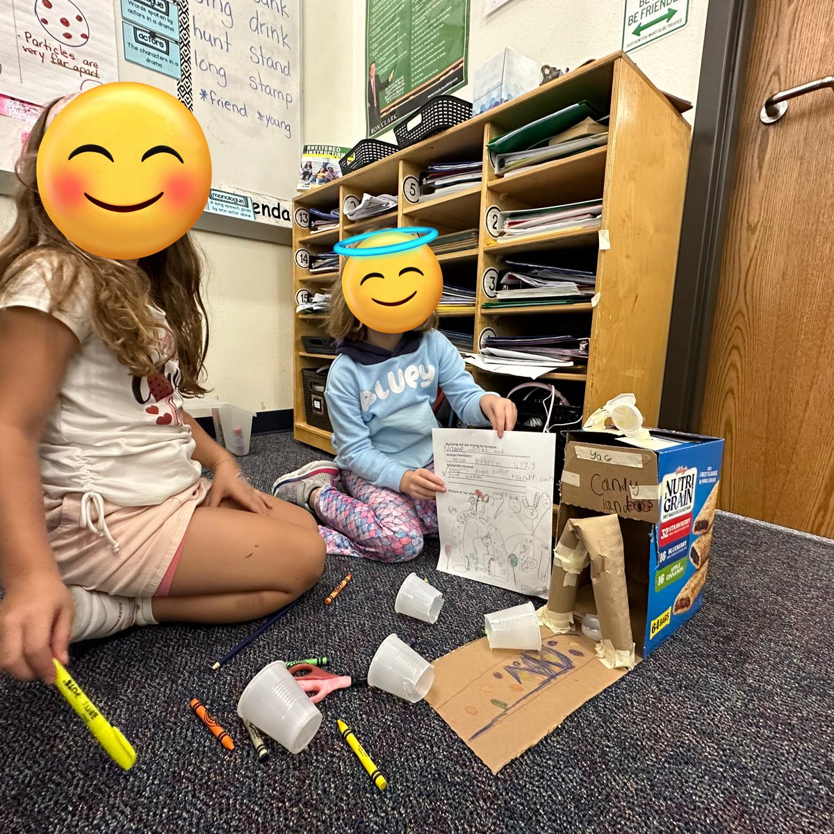 MrsSloan_M's tweet photo. Talked about architecture, engineering, design, form and function of structures while investigating Matter. Here is our design plans and stable structures! #vegaelemen @vegaelemen https://t.co/YHRyMAvDP1