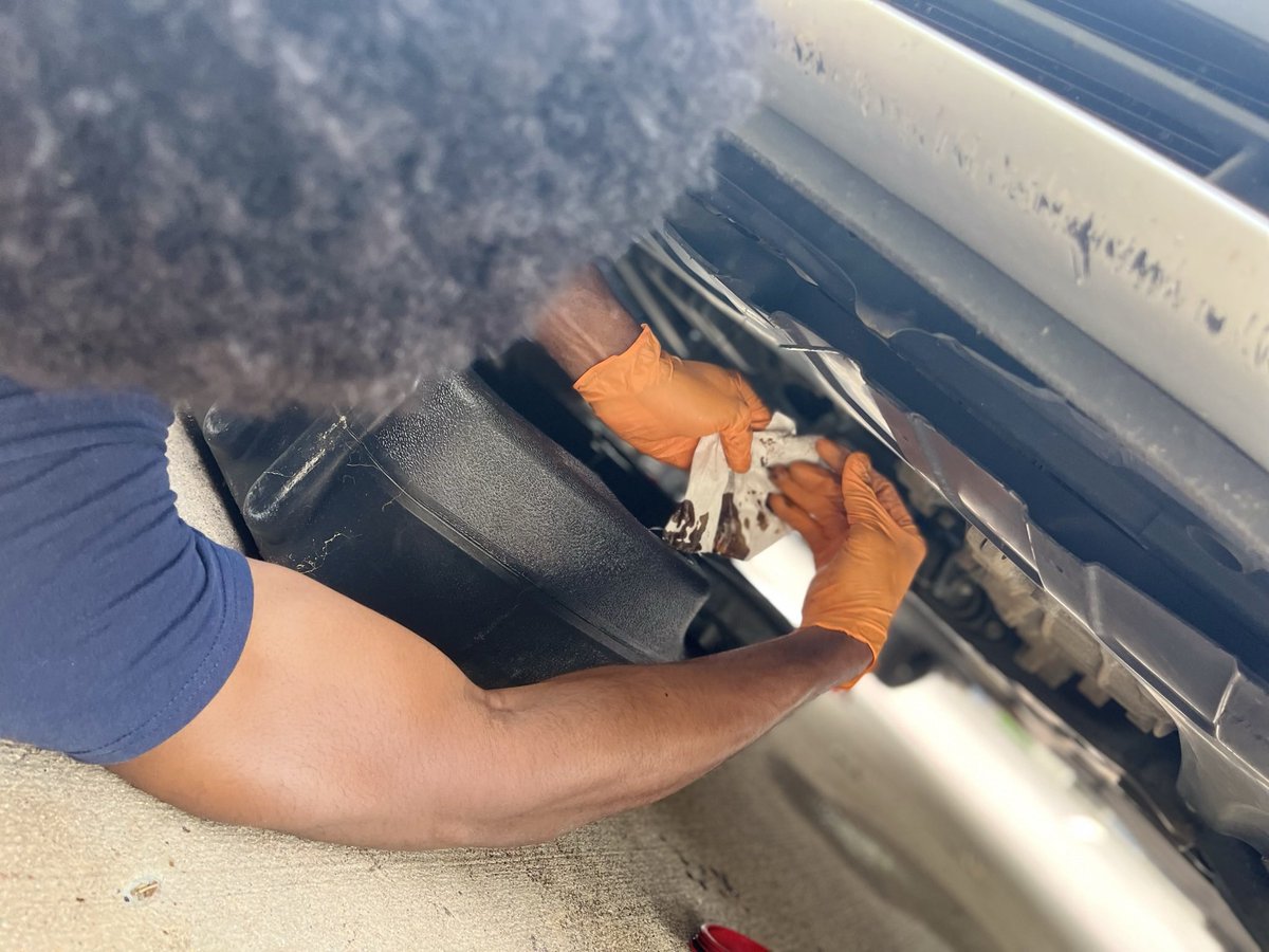 MasonDixonAuto's tweet photo. Here at Mason-Dixon Auto, we seek not only to provide you with a high-quality service but also to educate you on the services done to your vehicle and the services you may need for the future. #masondixonauto #autorepair #mobilemechanic #educate #serve https://t.co/9tkM8WsyWN