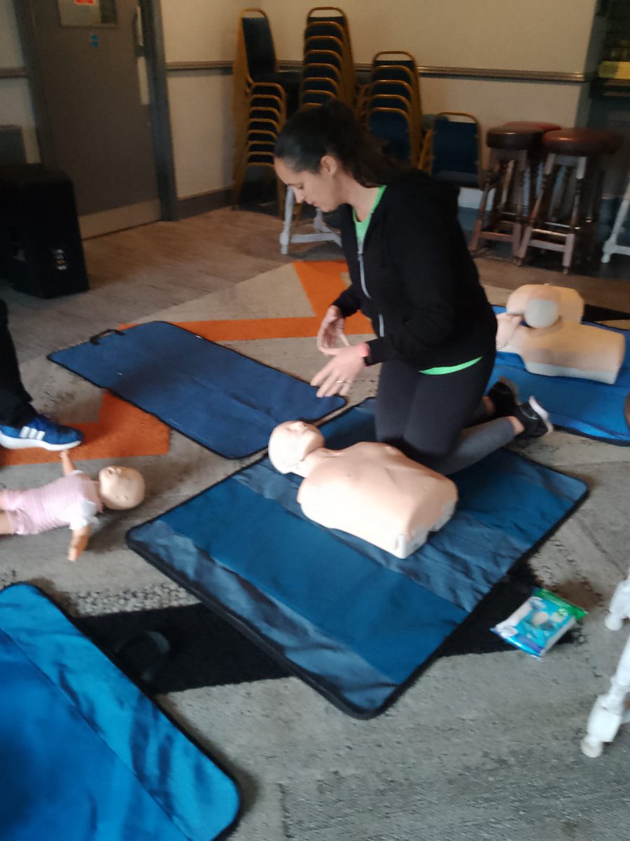 The team busy qualifying in pediatric first aid 💚