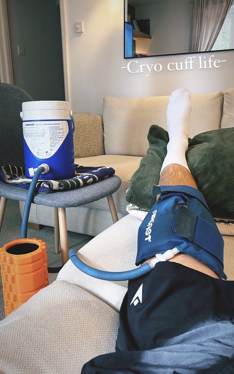 MrAshby_PE's tweet photo. That guilt feeling is legit when you’re off work &amp; you’re glued to the sofa eating shit, no exercise 🤕 https://t.co/izJTQulJBF