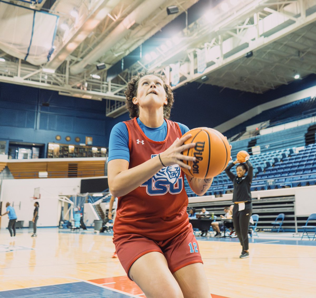 TSUTigersWBB's tweet photo. 𝓑𝓪𝓬𝓴 𝓸𝓷 𝓽𝓱𝓮 𝓰𝓻𝓲𝓷𝓭

#RoarCity x #PressPlay https://t.co/ZndgqdxGlO