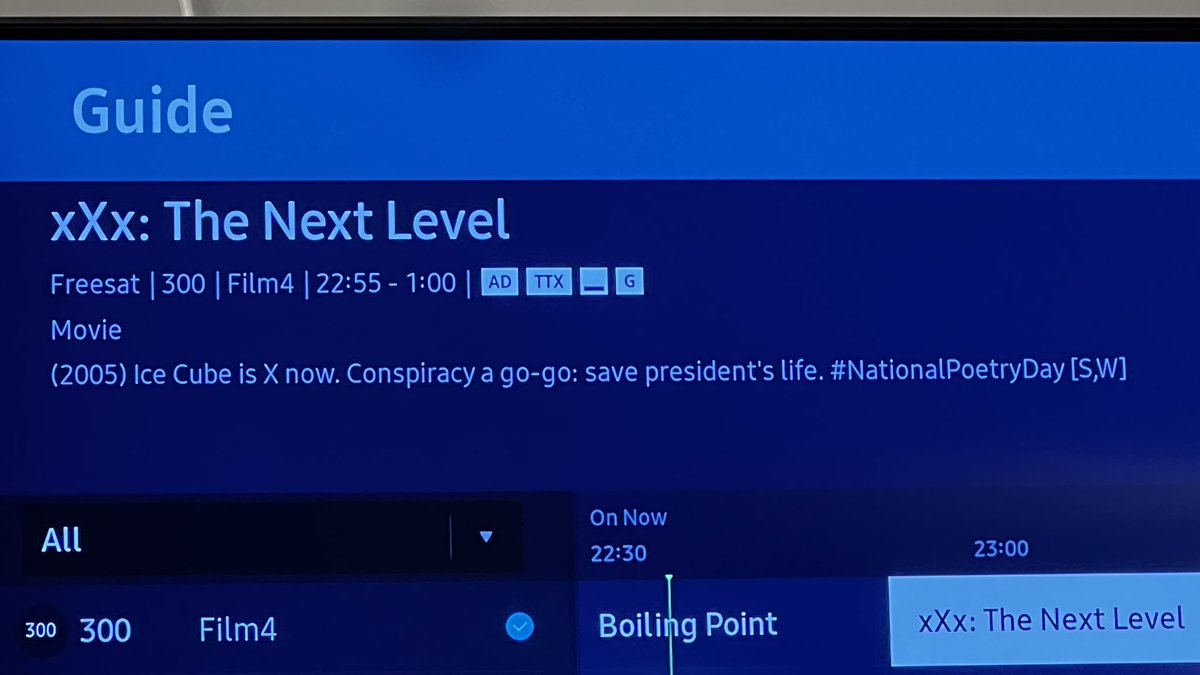 Amused and impressed that all the descriptions for <a href="/Film4/">Film4</a> this evening are in the form of haikus 🤣 #NationalPoetryDay