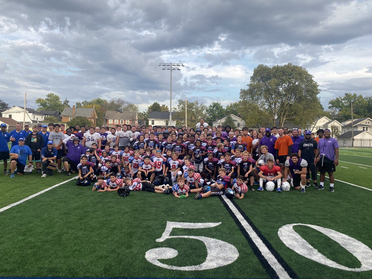 CoachFoos's tweet image. Great to have Bexley Youth Football out for practice yesterday. Great to see our guys excited about giving back!
