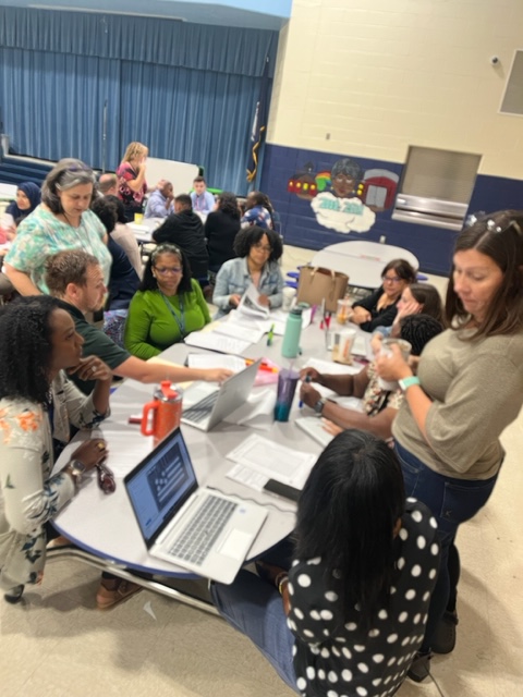 FFES_FantasticFitzies tweet media