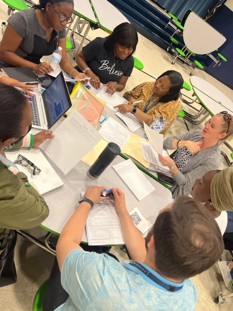 FFES_FantasticFitzies tweet media