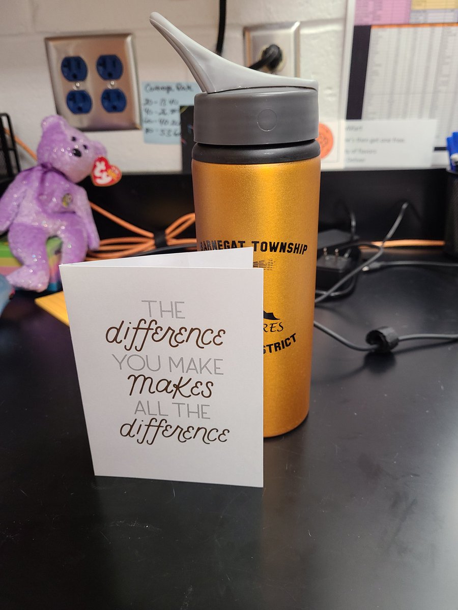 Thank you @MrsBurkeEDU for this thoughtful gift.  Live sharing great finds that can make everyone's job a little easier.  #barnegatinspires #teachers #minipd