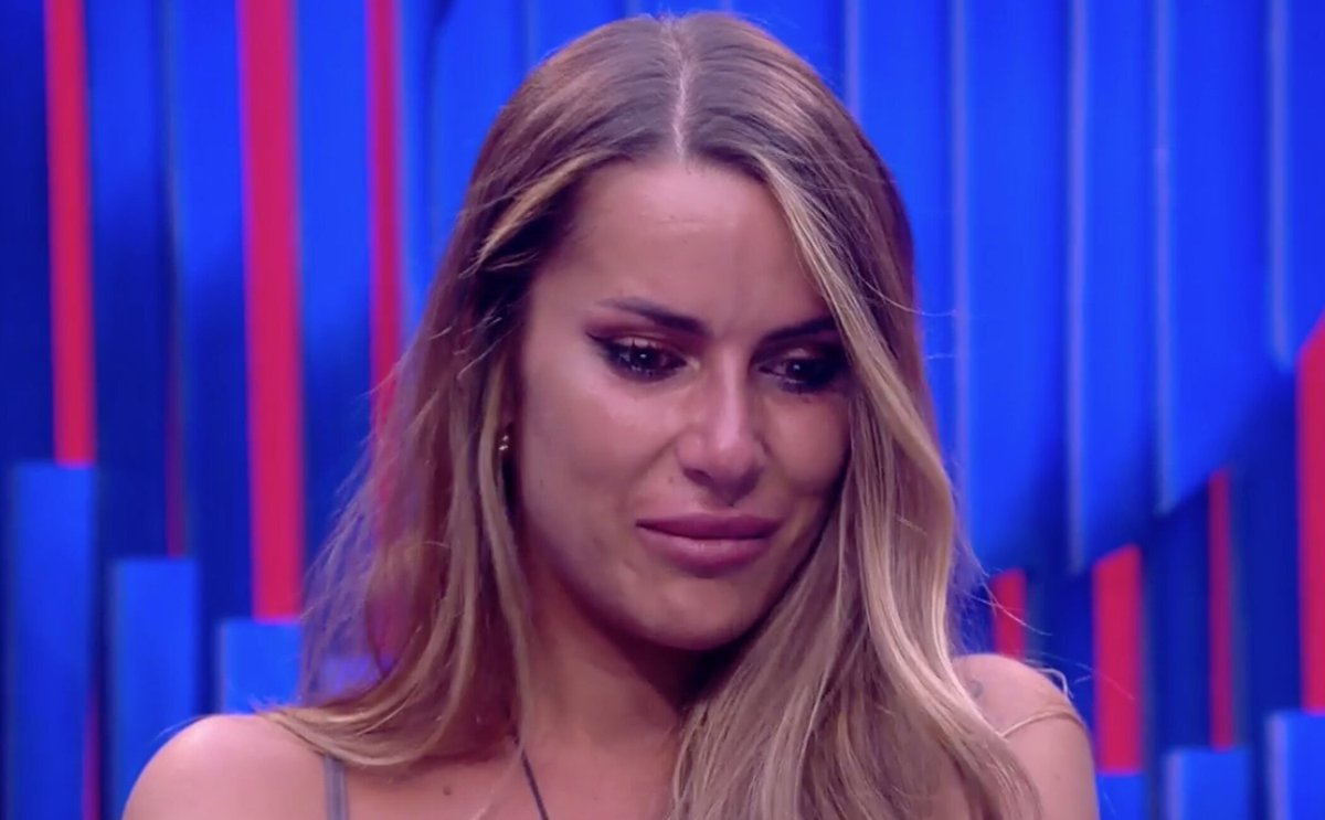 Elegidx's tweet image. SOL EXPULSADA CON EL 75% FRENTE A LA GRAN LAURA BOZZO

AHORA LES TOCA A ELLAS

#GHVIPGala4