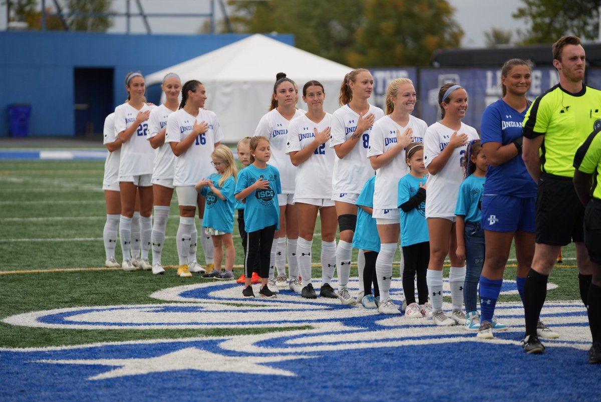 Youth Soccer Night at Memorial Stadium and we're glad to have all our fans join us out here on the field tonight

#MarchOn