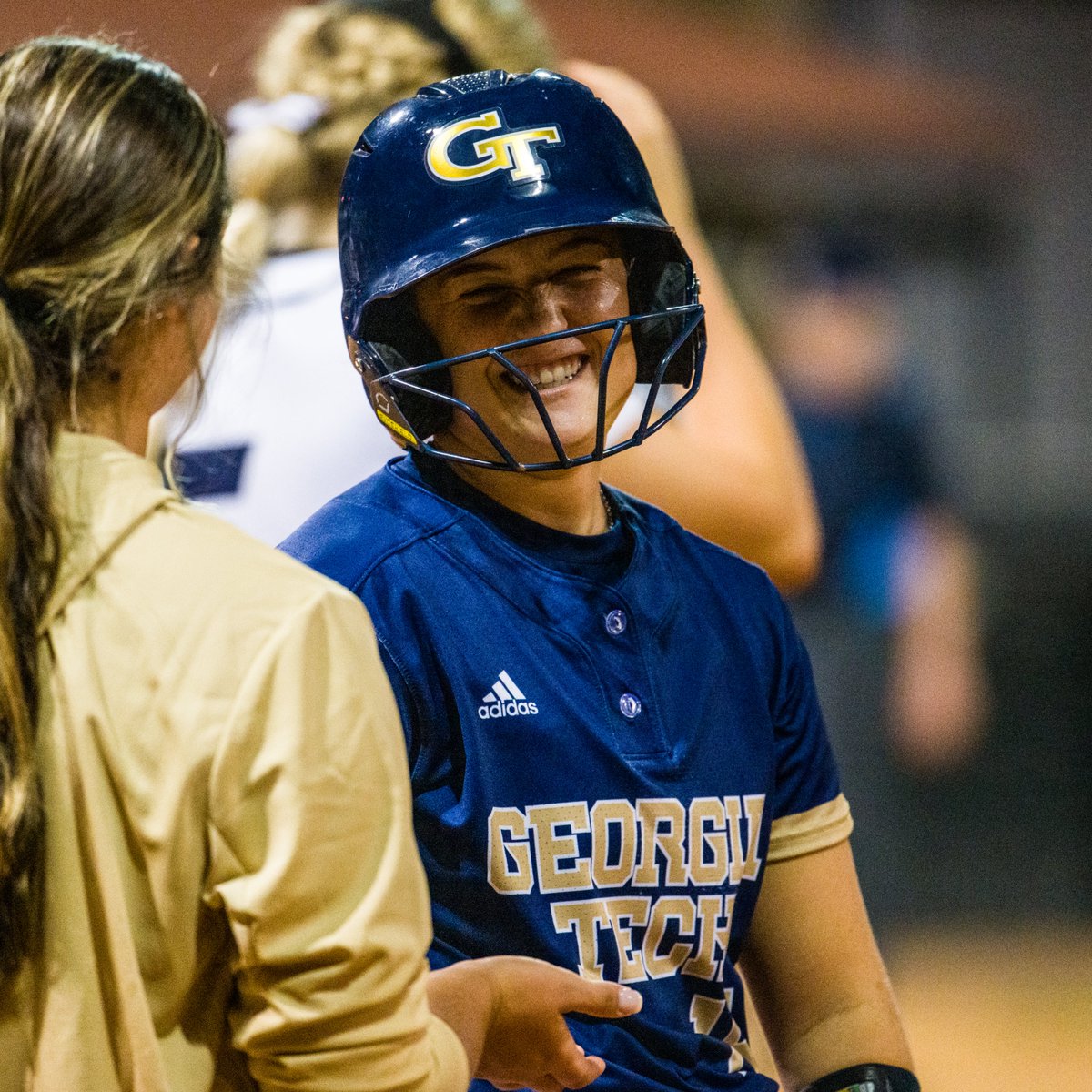 Cheesin' for another weekend of fall ball 😁 #StingEm x #BeGold