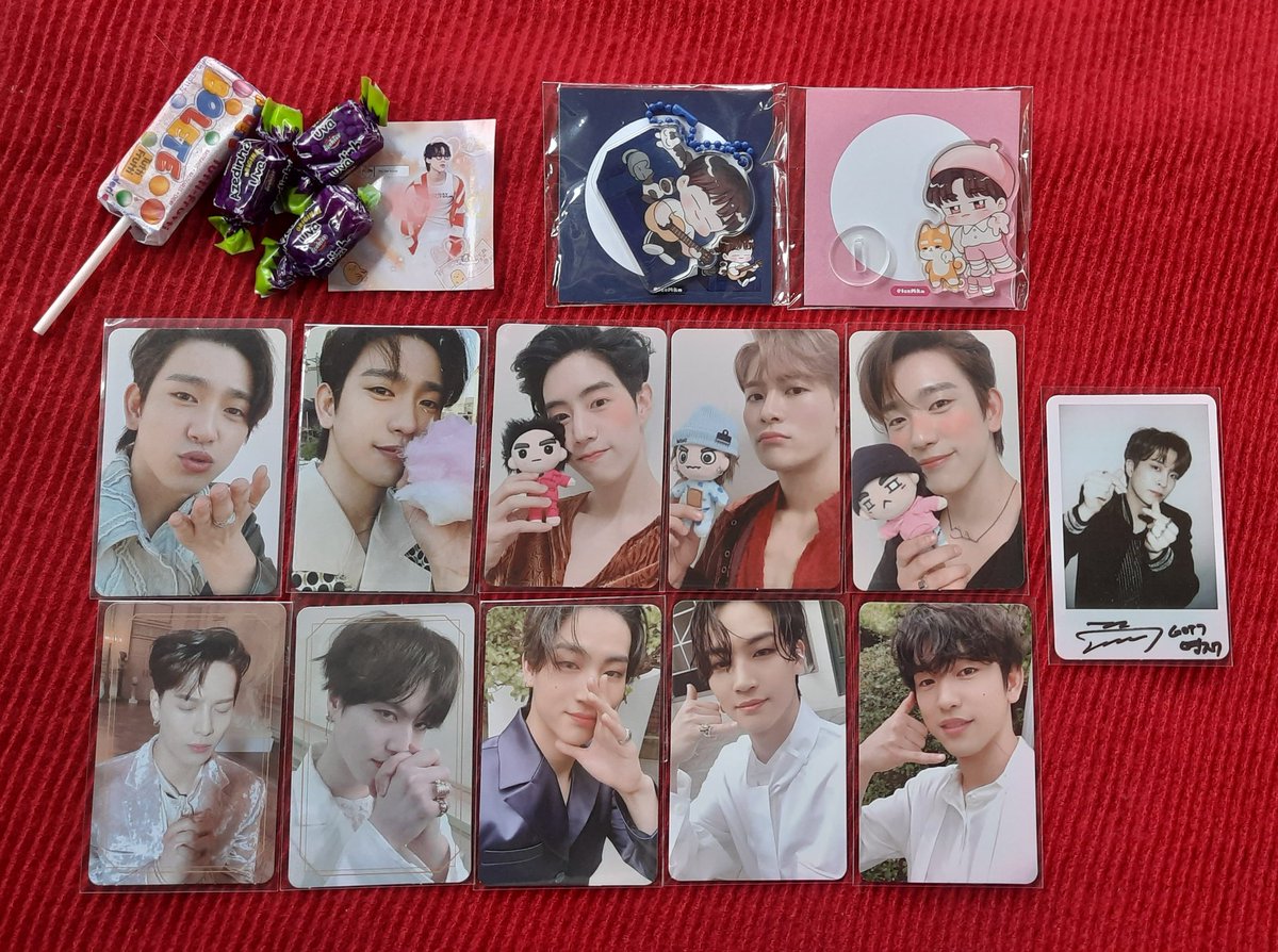 kittycollect478's tweet photo. Feedback positivo pra @0201sell que me ajudou a completar dois sets lindos + as duplinhas JJP e por realizar a ceg dos fanmades mais fofos. Durante todo o processo a Marianna foi educada, gentil e paciente, enviando tudo embalado com cuidado e bem rápido. Muitíssimo obrigada! 🥰 https://t.co/rq6BQYCbC5