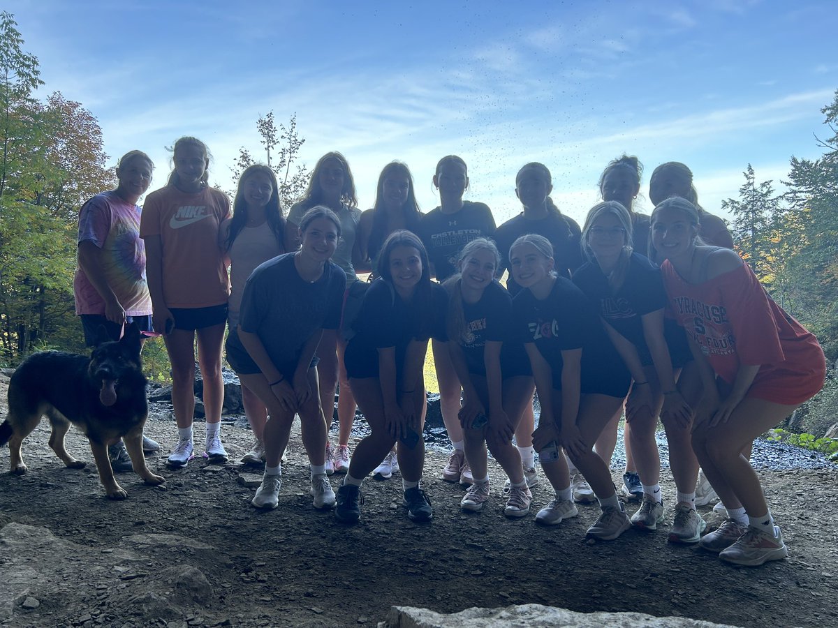 BC Girls Volleyball tweet media