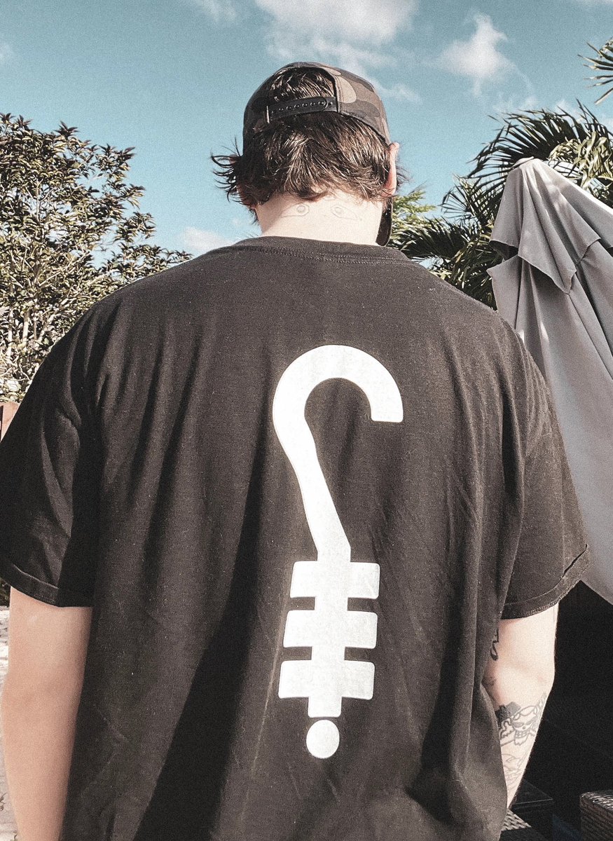 whoskid's tweet image. i’m ‘In My Future Bass Era’ and so should you. Pre-Order while you can! 

whoskid.com/collections/al…