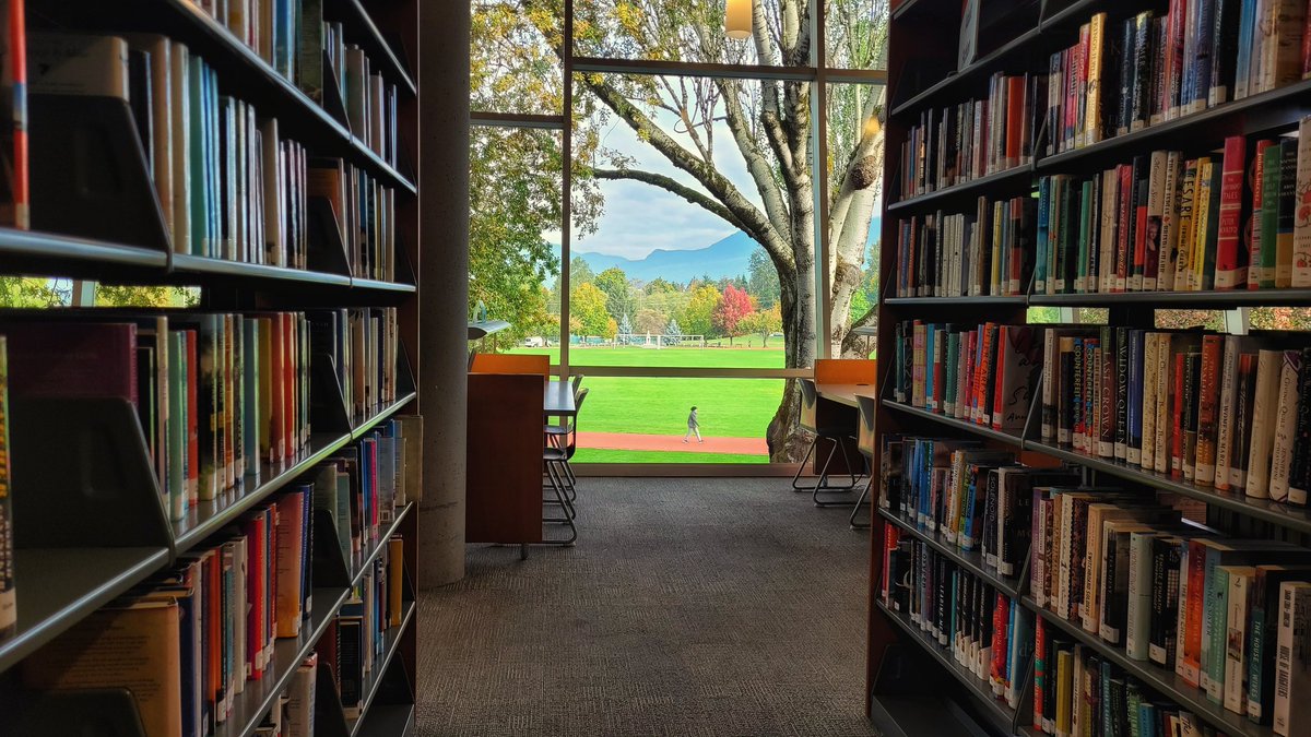 bicramrijal's tweet photo. I never get tired of such magnificent view from my local public library in the @CityofBurnaby !
#burnaby #burnaby365 #city #publiclibrary #publicspace #confederationpark #burnabyheights #fall #fallvibes #epicview #visualizing #CurioCity #curiocityburnaby #canada #insidecanada https://t.co/kdTbO5D6Ci