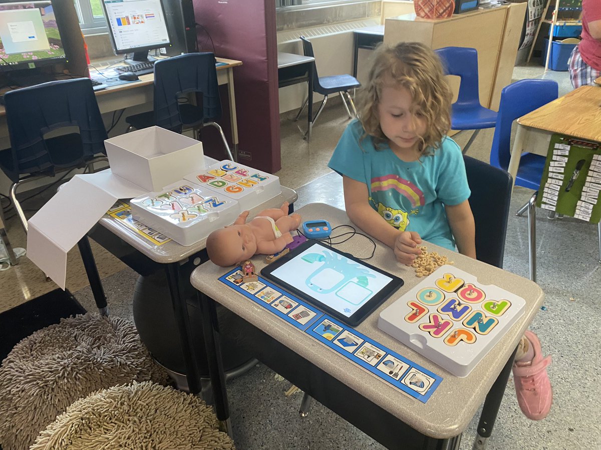 PrincessEGAINS's tweet image. This little lady is #accessing some new #learning tools and #letters using @marbotic #resources! #engage in #learning 🔤💜🧠@SpecialNeedsON @MsRuggaber @MrsMoore119 @WinneyKelly @kathcollins67 @PEPanthers @cmills_gecdsb #GECDSBGains @gecdsbpro @Newtonjn13