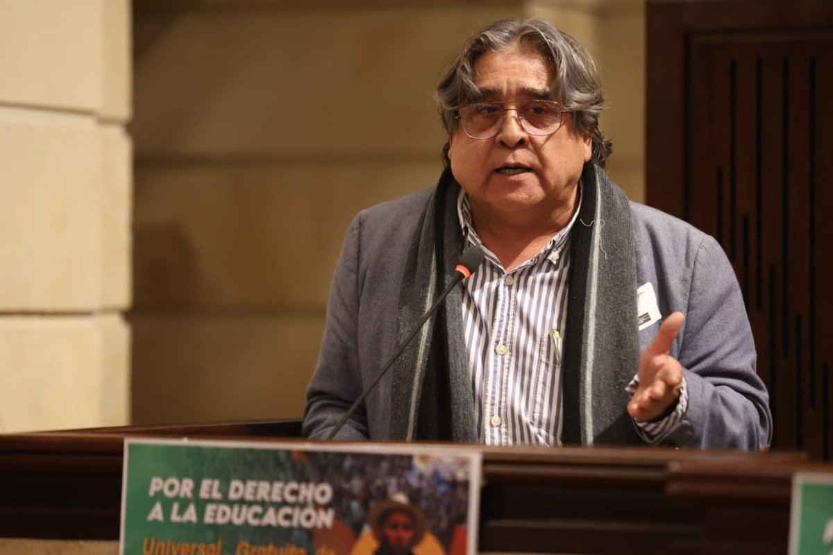 MinEducación tweet media