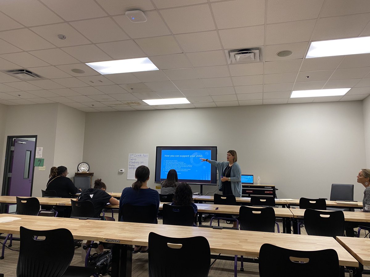 JASArockets's tweet photo. 3rd grade parent information meeting! #jasarockets https://t.co/tEJ9A3tTDI