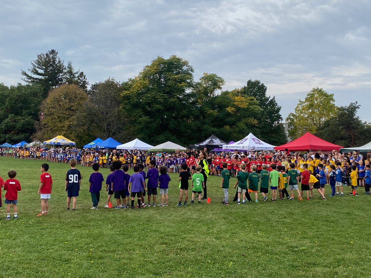 McKeeSchool's tweet photo. Congratulations to the McKee Cross Country Team! Today 51 students had the opportunity to put on a red shirt and represent McKee at the NORTH CROSS COUNTRY MEET located at EARL BALES PARK.  Click for Gr 3-5 race results.  https://t.co/WQy3FN0765. Great work runners! Go Magic! https://t.co/kRCSXyeqCF