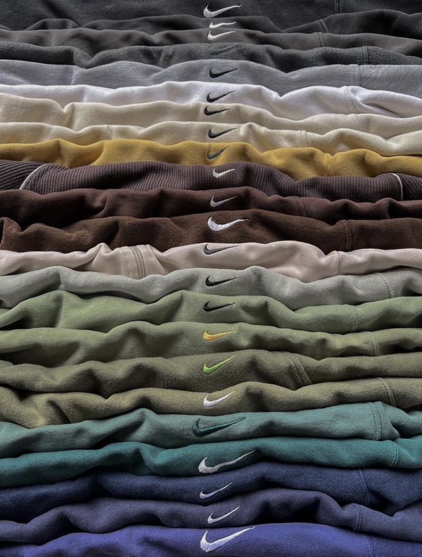 Nikee1_'s tweet photo. Nike https://t.co/PVGWEsxrsA