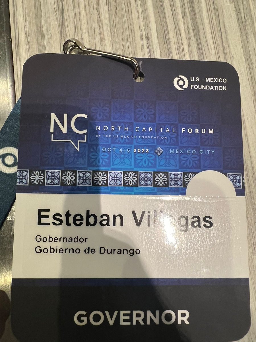 EVillegasV's tweet photo. 🤝 ¡Nos están llegando muchas invitaciones a foros y cumbres nacionales e internacionales, porque les interesa saber cómo estamos posicionando a #Durango en el lugar que merece!

Cuando participamos en foros como este, #NorthCapitalForum, hacemos que personas clave conozcan sobre el enorme potencial de nuestro estado, y a su vez esto se replica. 

Coincidí y platiqué con personajes como Rachel M. Poynter del Departamento de Estado (@StateDept ) de #EEUU; @AndrewIRudman de #WilsonCenter; y @GarrastazuTony, del International Republican Institute. 

¡Seguimos poniendo a #Durango en los ojos de todo el país y del mundo!