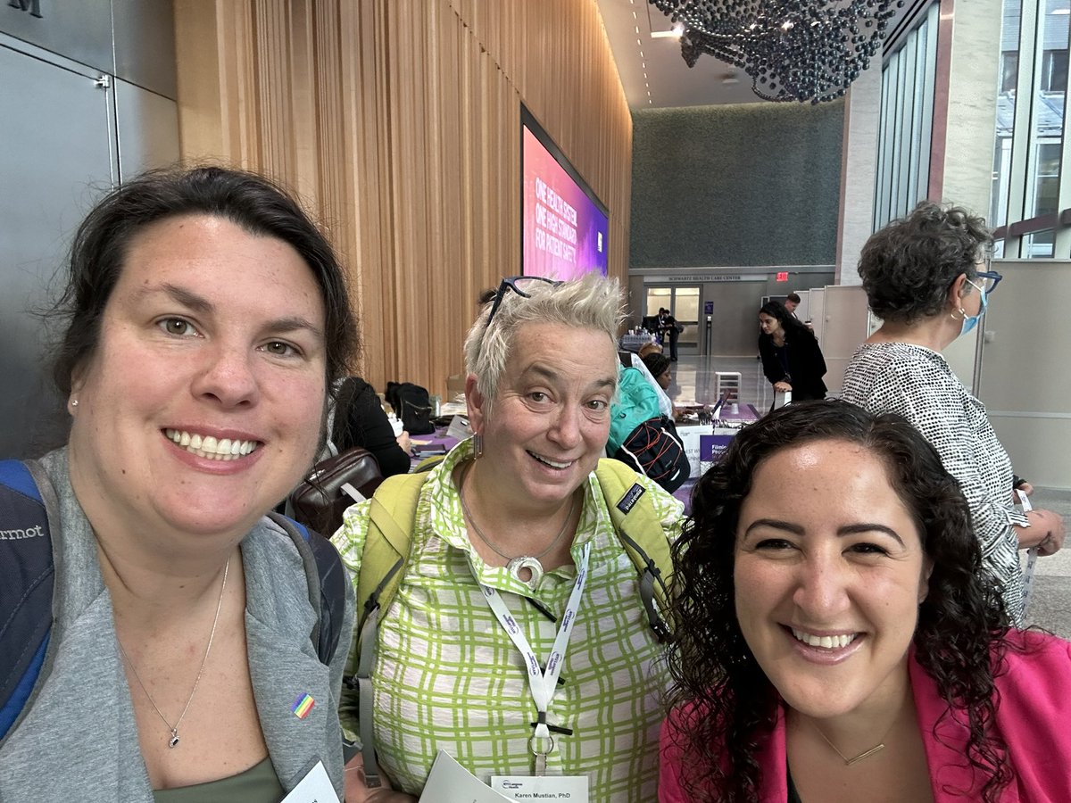 MJanelsins's tweet photo. Congrats to Dr Charles Kamen @kamen_charles for organizing the Science of Cancer Health Equity in SGM communities conference, funded by institutional supports & NCI R13 to Drs Kamen & Quinn - great to discuss priorities, network & meet funders! @WilmotCancer @UR_Med @nyulangone https://t.co/DnDAeIo3Mi