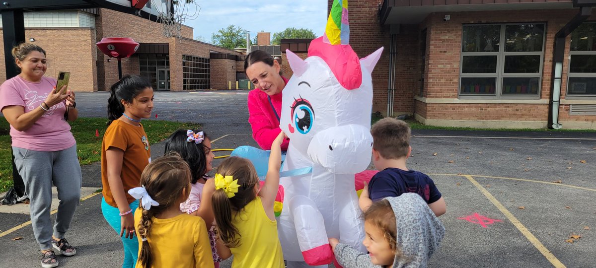 Effey Nassis tweet media