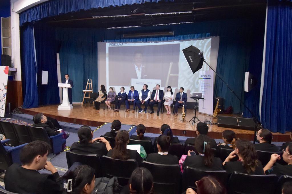 DIF_NMX's tweet photo. ¡Así se vivieron los dos días de actividades de las Jornadas Nacionales de Capacitación DIF 2023!
Gracias a todas y todos los que asistieron y compartieron su tiempo y conocimiento sobre rehabilitación en las ponencias que se organizaron en coordinación con #FisioLab. ✨ https://t.co/lISQnHjejP