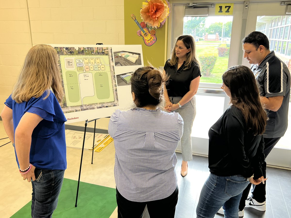 IrvingISD's tweet photo. As part of their final meeting, the @BartonBuff Bond Planning Committee is participating in a gallery walk to provide feedback and evaluate their designs from their previous meeting. https://t.co/p8kGXOTK3u