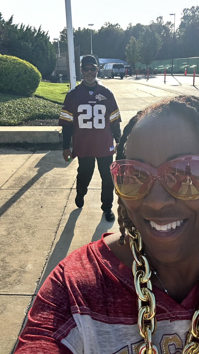 NaturalCurv's tweet image. We READY!  Let’s go COMMANDERS! 
#HTTC