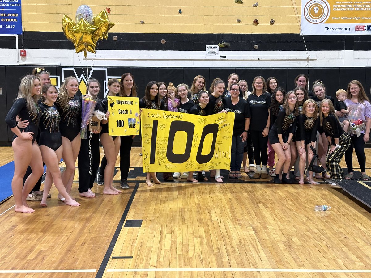 Congratulations on a big win over Academy of Holy Angels! Great team effort! Coach Rembrandt “R” reached 100 career dual meet wins! #alwaysahighlander #leavealegacy #relentless ⁦<a href="/WMAthleticDept/">WMAthletics</a>⁩ ⁦<a href="/daniel_novak_WM/">Daniel Novak</a>⁩ ⁦<a href="/WMTHSPrincipal/">WMTHS Principal</a>⁩ ⁦<a href="/wmhometownpride/">WM Hometown Pride</a>⁩