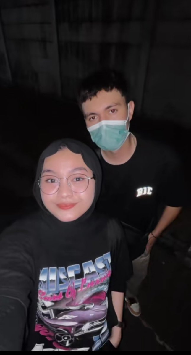 Elfattan23's tweet photo. Luka yg dlu aja blm kering,,sekarang dirobek2 lagi..
Sukses n bersinar terus anak baik n bertalenta 🔥🔥🔥
Temenan smp tua ya 🤗🥹🏻
#NyomanPaul
#SalmaSalsabil
#pasal https://t.co/Kz4zTEWfO8