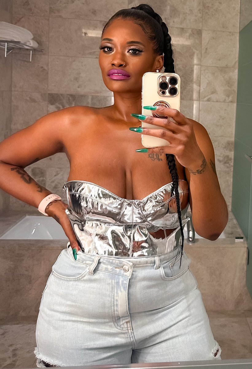 Queen_Super_Soaker @QueenSoaker - Twitter Profil | Sotwe