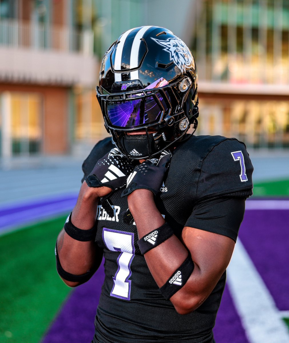 weberstatefb's tweet photo. The Blackout 👀 for Saturday! 

⚫️⚫️⚫️

#WeAreWeber | @KrisJackson__7 https://t.co/v3o3jOkxpe