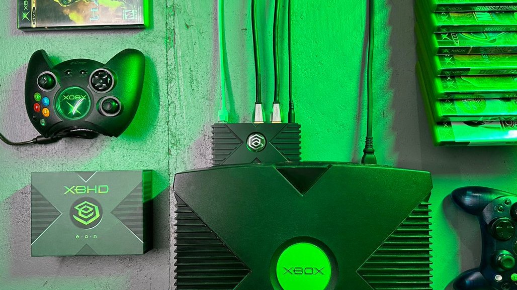 EON_gamingHD's tweet photo. XBHD pre-orders are LIVE on Amazon! 📦✨

✅ Reviews drop: 10/9
🎁 XBHDs ship out: 10/10

Get yours and dive back into your original Xbox.
Like always, like never before!

❤️https://t.co/2nKcu7f2Dv https://t.co/NKF5uq3qYG