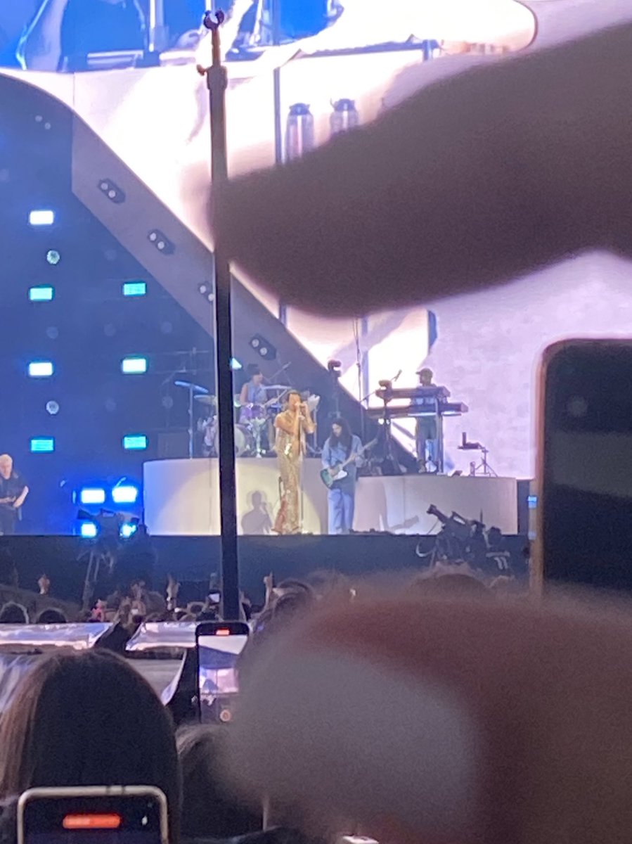 anaaaa, occasionally 💋🪩 tweet media