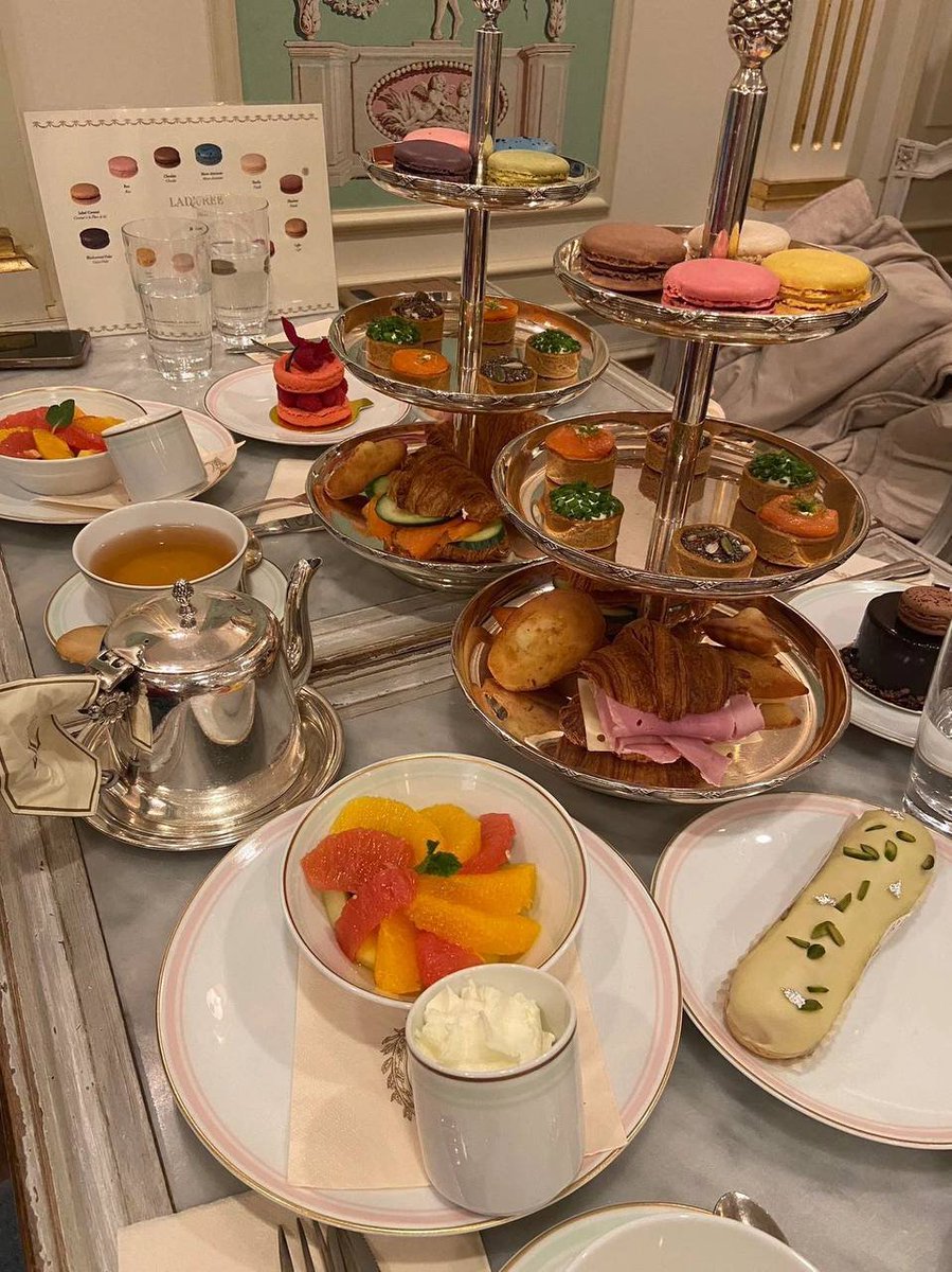 Ana3684I's tweet photo. Laduree is a hidden gem in downtown Vancouver, offering an authentic taste of France. Don't miss their afternoon tea experience that will transport you to the streets of Paris. 🗼🍵 https://t.co/D3dYOsyh9Y