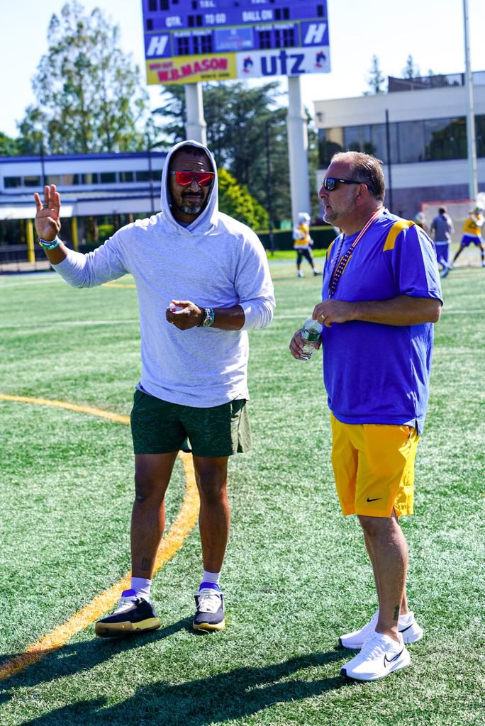 TierneySeth's tweet photo. Truly an honor to have @KyleHarrison18 at @HofstraMLAX practice today. One of the greatest men I have had the privilege to coach and know. Thank you as always for your friendship and guidance. https://t.co/RWLgZLlFGC