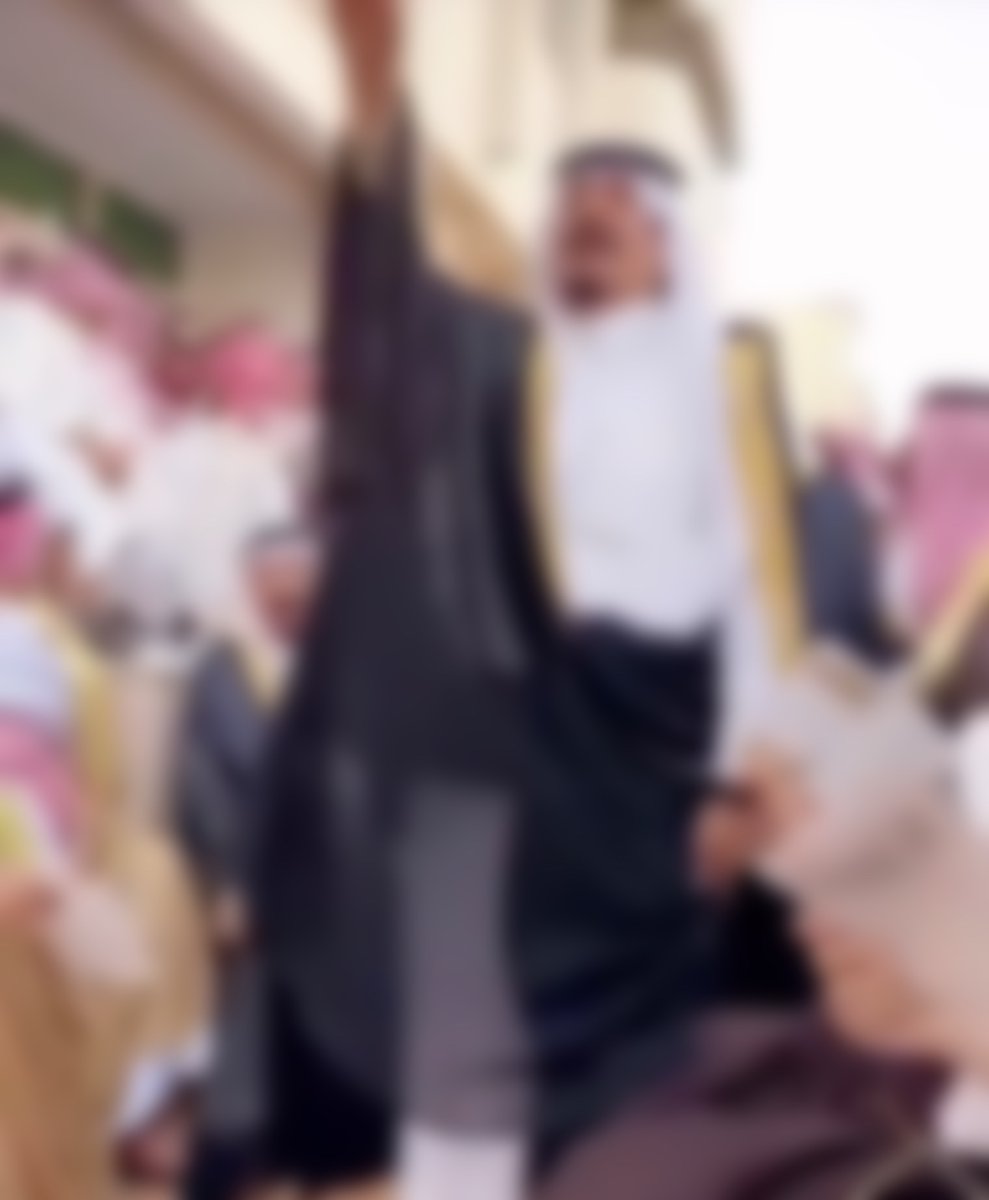 KSASociety's tweet photo. المحامي د. عمر الحماد : "عندما تجمع 30 مليون لـ "قاتل" في وقت يحتاج فيه ابن عمه "المريض" لـ 30 ألف لعلاجه، فيتم دفع المبلغ الفلكي لـ "غادر" يستحق الموت لينجو من جريمته، وتترك فاتورة المريض البسيطة ليموت، فاعلم أن هناك خللاً ومستفيدًا خلف ذلك".

#جمع_الديات https://t.co/r0QaVhRC3R
