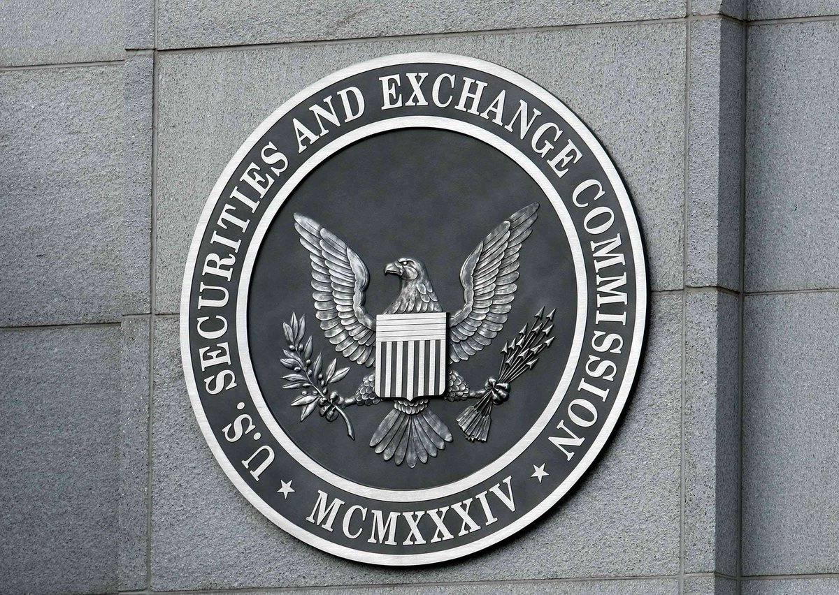 SEC stands for______?

Best answer gets 100 Dogecoin