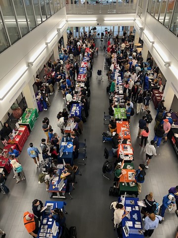 DeBakey HSHP (@debakeyhshp) on Twitter photo Tonight at DeBakey High School: It's a college night extravaganza! Over 74 college reps under one roof, helping pave the way to academic adventures and turning dreams into degrees! <a href="/HISDHighSchools/">HISDHighSchools</a>
<a href="/HoustonISD/">Houston ISD</a> <a href="/Christopher40_/">Dr. Christopher E. Bland</a> @luzmartinezpr Tonight at DeBakey High School: It's a college night extravaganza! Over 74 college reps under one roof, helping pave the way to academic adventures and turning dreams into degrees! <a href="/HISDHighSchools/">HISDHighSchools</a>
<a href="/HoustonISD/">Houston ISD</a> <a href="/Christopher40_/">Dr. Christopher E. Bland</a> @luzmartinezpr