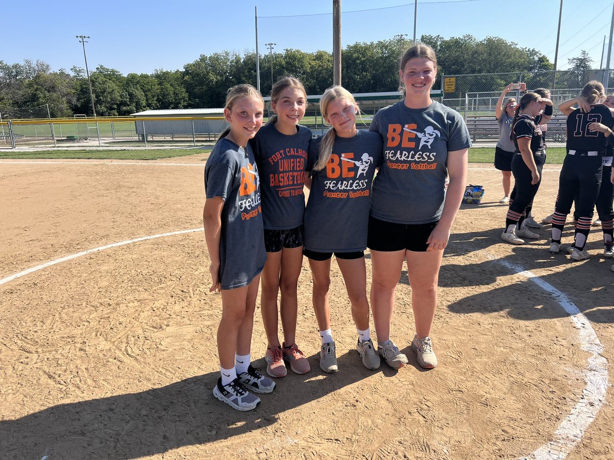 FCPioneerSB's tweet photo. It is past time to give a shout out to this crew! 👏🏼👏🏼Ladies I appreciate you &amp; wish my pocket book was big enough to buy you Scooters EVeRY dAY!! 🧡🤘 #managerappreciation #thefutureisbright #bobstwin #theymakemelaugheveryday https://t.co/gbsnAzvtEs