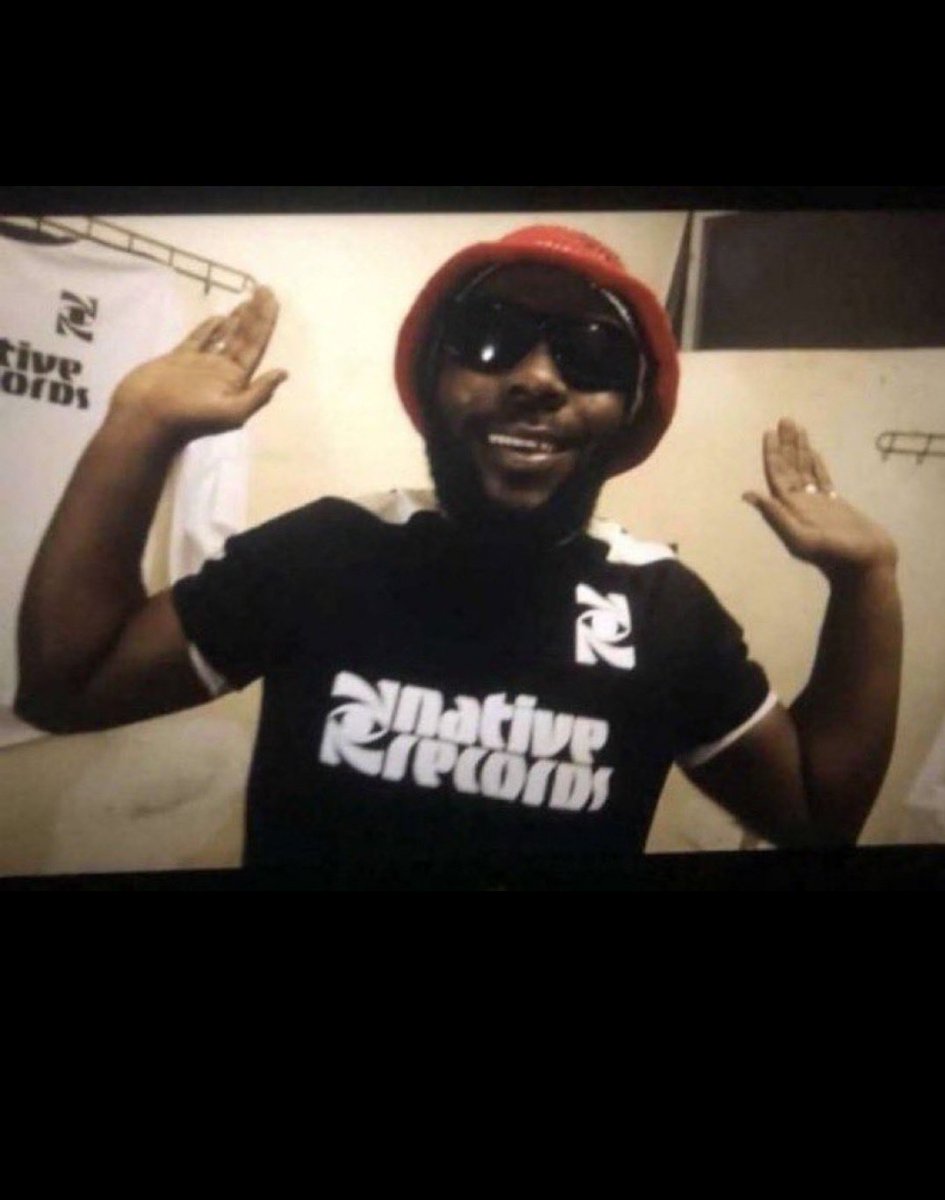 Bought brand new original oraimo earphone to listen to odumodu new album. 
#EZIOKWU &gt;&gt;&gt;&gt;

Save me a spot.