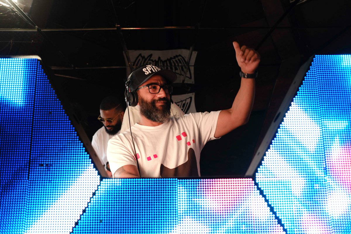 vιc | 🇩🇴 tweet media