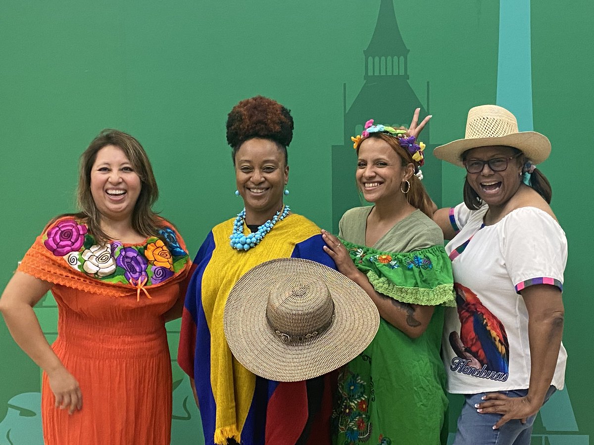 LanorisDCasey's tweet image. Celebrating National Hispanic Heritage Month. Day 4 🪇💃🏾🕺🏾🇲🇽 #WeAreSalyers #HispanicHeritageMonth #SpringWay #Unstoppable #CubsHouse @SalyersElemCubs @ShuanTann @VillamilMrs @LaQuitaCarter2 @SpringISD @SpringISD_Super