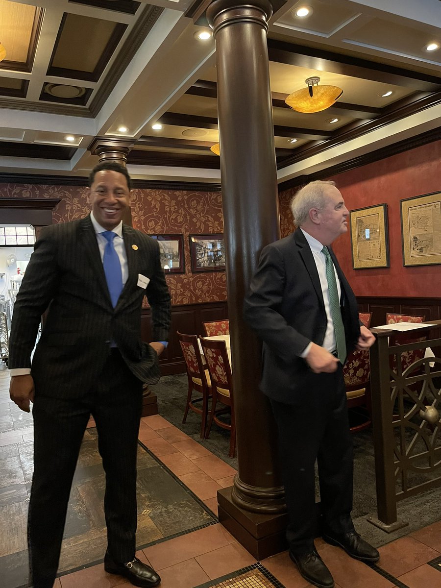 Ivan, Bates and Scott Shellenberger, this is what progress looks like in Baltimore! These gentlemen are a team, and working to make Baltimore county and Baltimore city safe for places to live! Please throw your support behind them! #WeDoRecover #WeDoVote