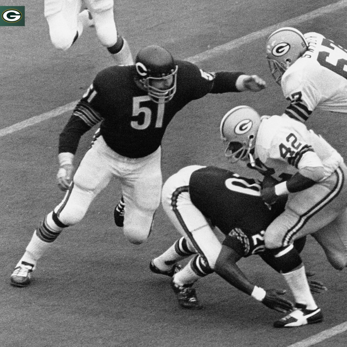 packers's tweet photo. A legend of the game &amp; part of what makes the NFL's oldest rivalry so special. 

Sending our condolences to the family &amp; friends of Dick Butkus &amp; the entire @ChicagoBears organization 🙏 https://t.co/dU7h8TtsWi