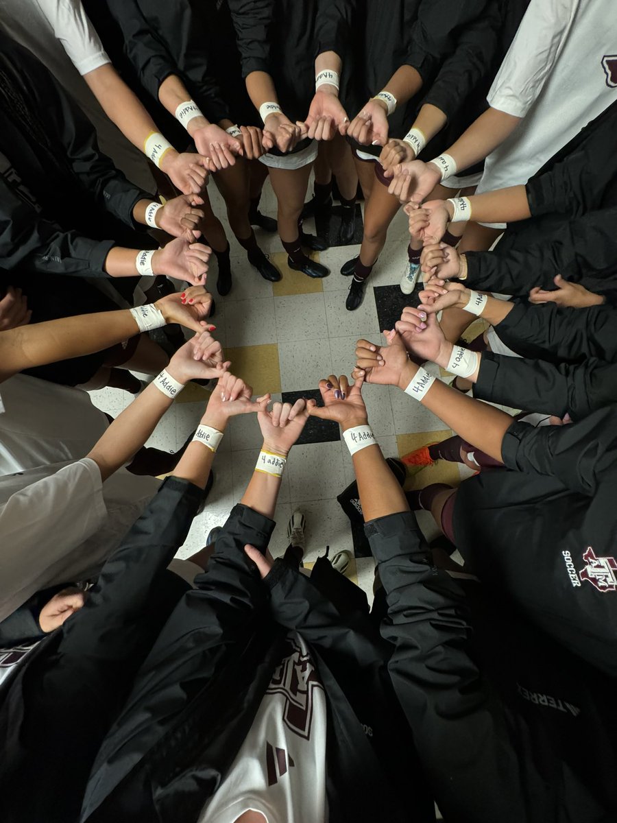 AggieSoccer's tweet photo. Keep fighting Addie.
We’re thinking of you.

#GigEm | 👍 https://t.co/f3eH8Vr3gl