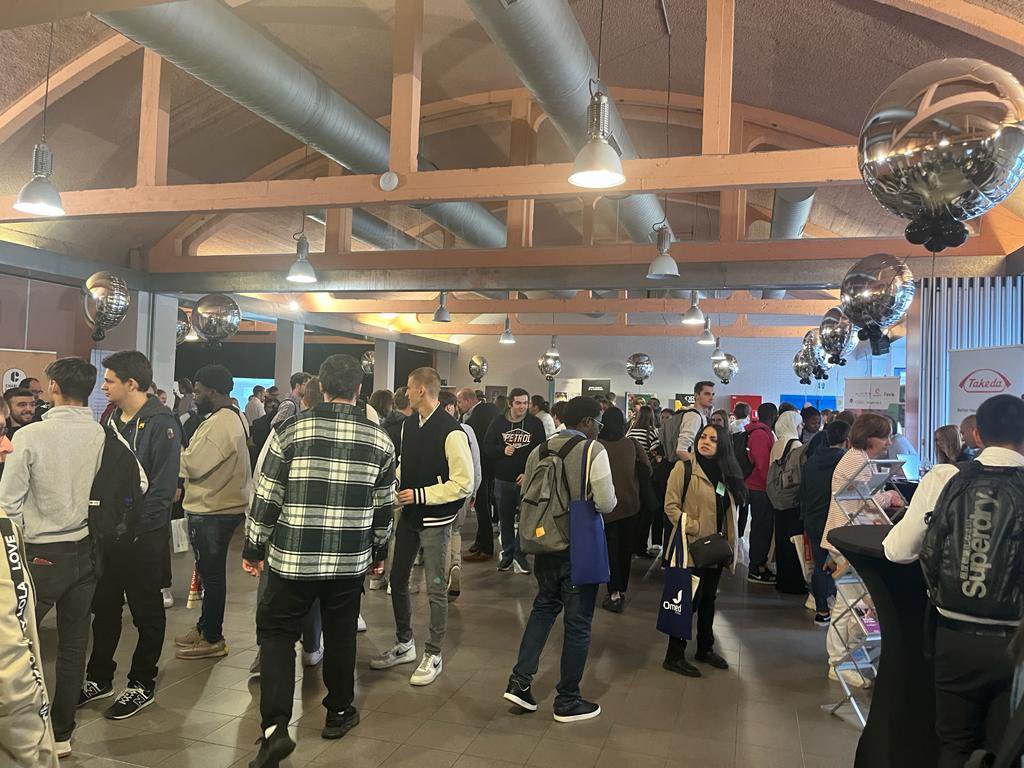 Anne Reul tweet media